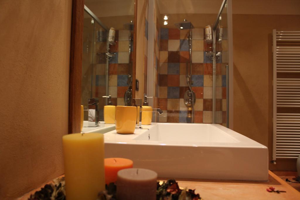 Holiday Home Ca' Del Cinema Mombercelli Pokój zdjęcie